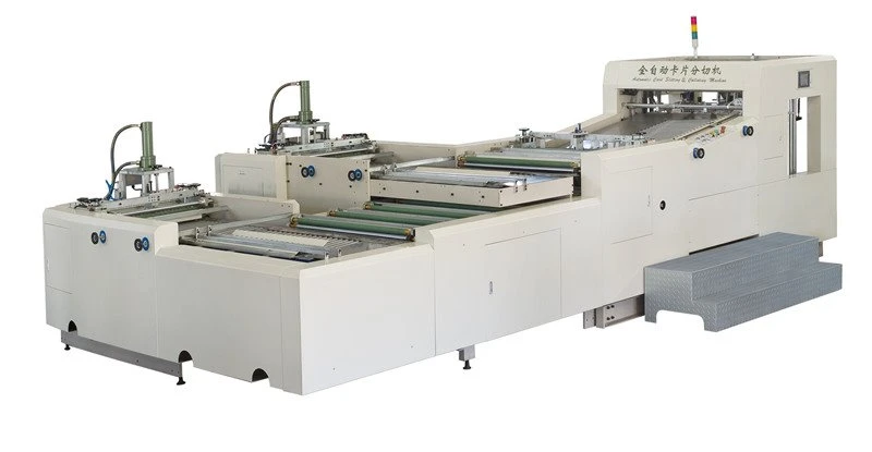 Màquina de fabricació automàtica de reproducció